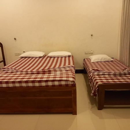 Hotel Krish Kalkudah  Eksteriør billede